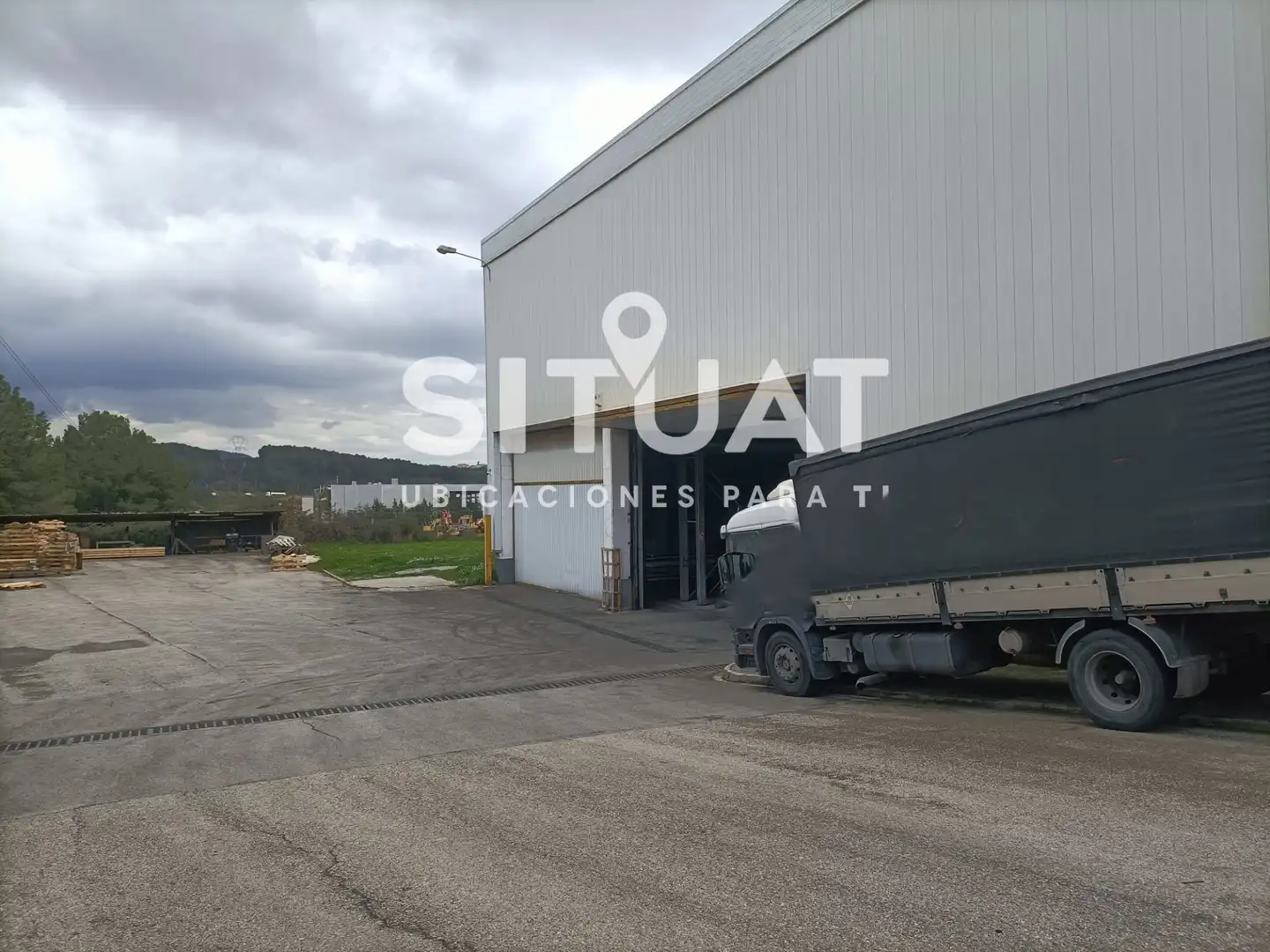 Nave industrial en venta en Castellbisbal con Calefacción y Alarma