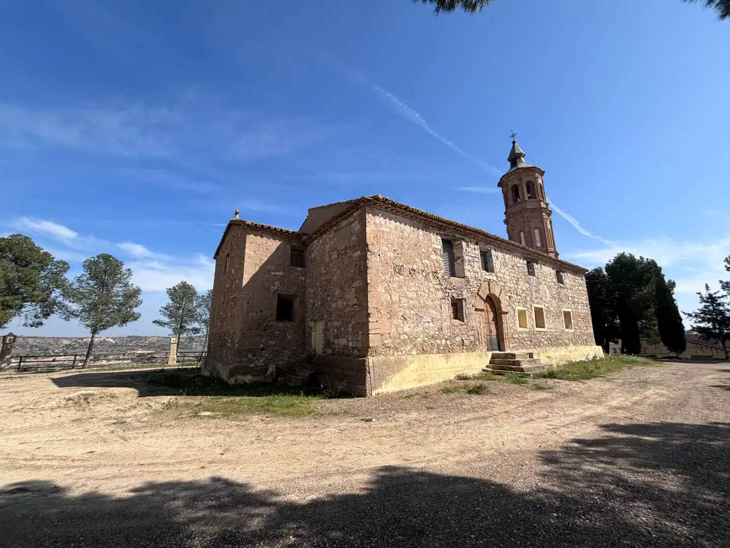Vista exterior de Casa o chalet en venta en Escatrón con Terraza, Trastero y Amueblado