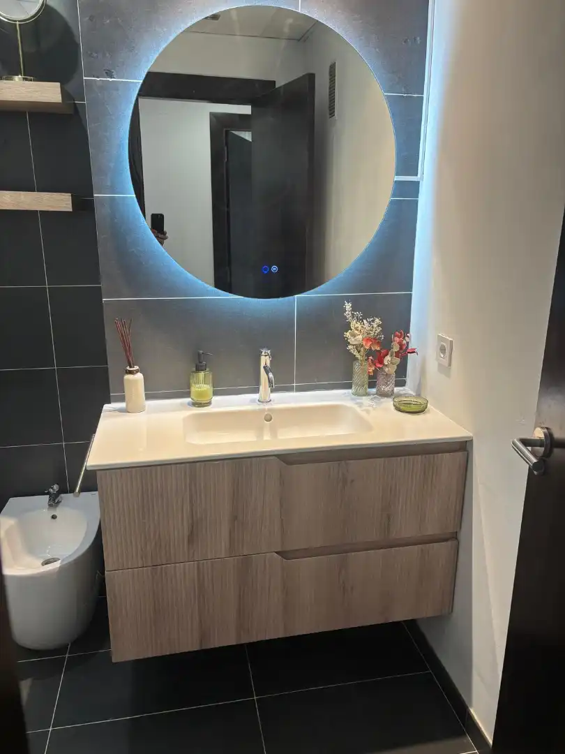 Badezimmer von Wohnung zur Miete in Valencia mit Klimaanlage, Heizung und Privatgarten