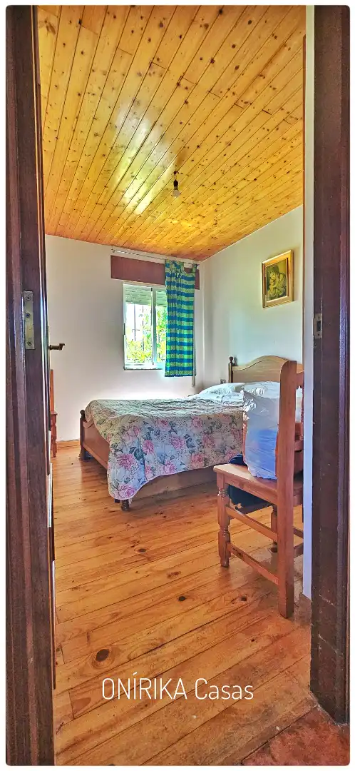 Bedroom of Houses for sale in Sarria  with Private garden, Storage room and Furnished