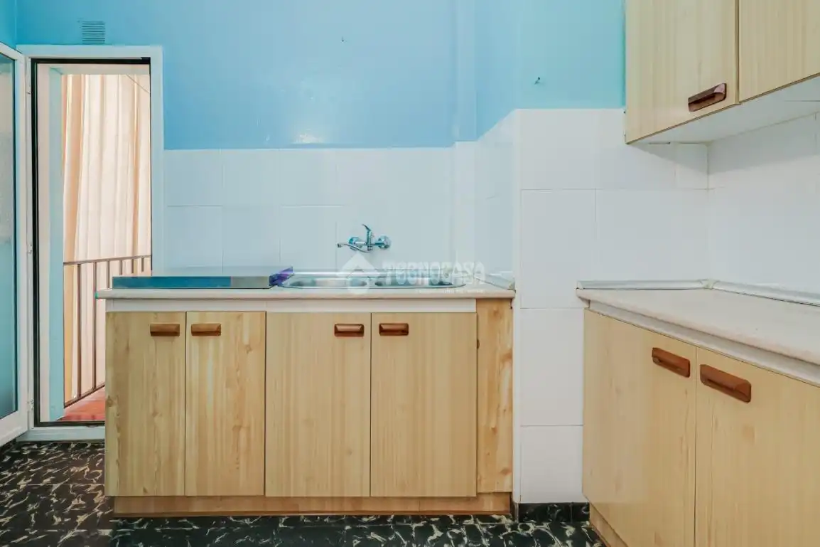 Kitchen of Flat for sale in Salut - Lloreda