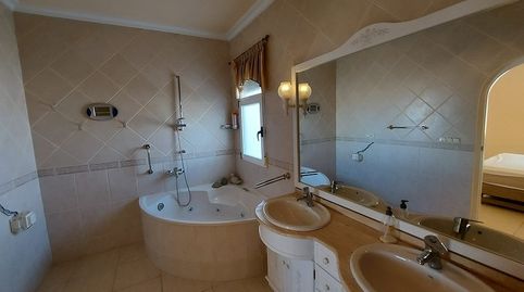 Estupenda villa con vistas al campo de golf y al mar., imatge 5
