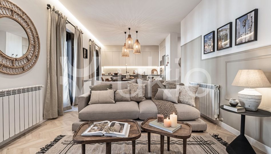 Apartamento de alquiler en Calle de Luchana, Trafalgar - Imagen 2