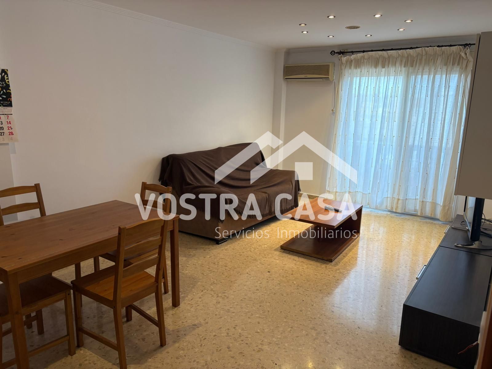 Sala d'estar de Pis de lloguer en Cheste amb Aire condicionat