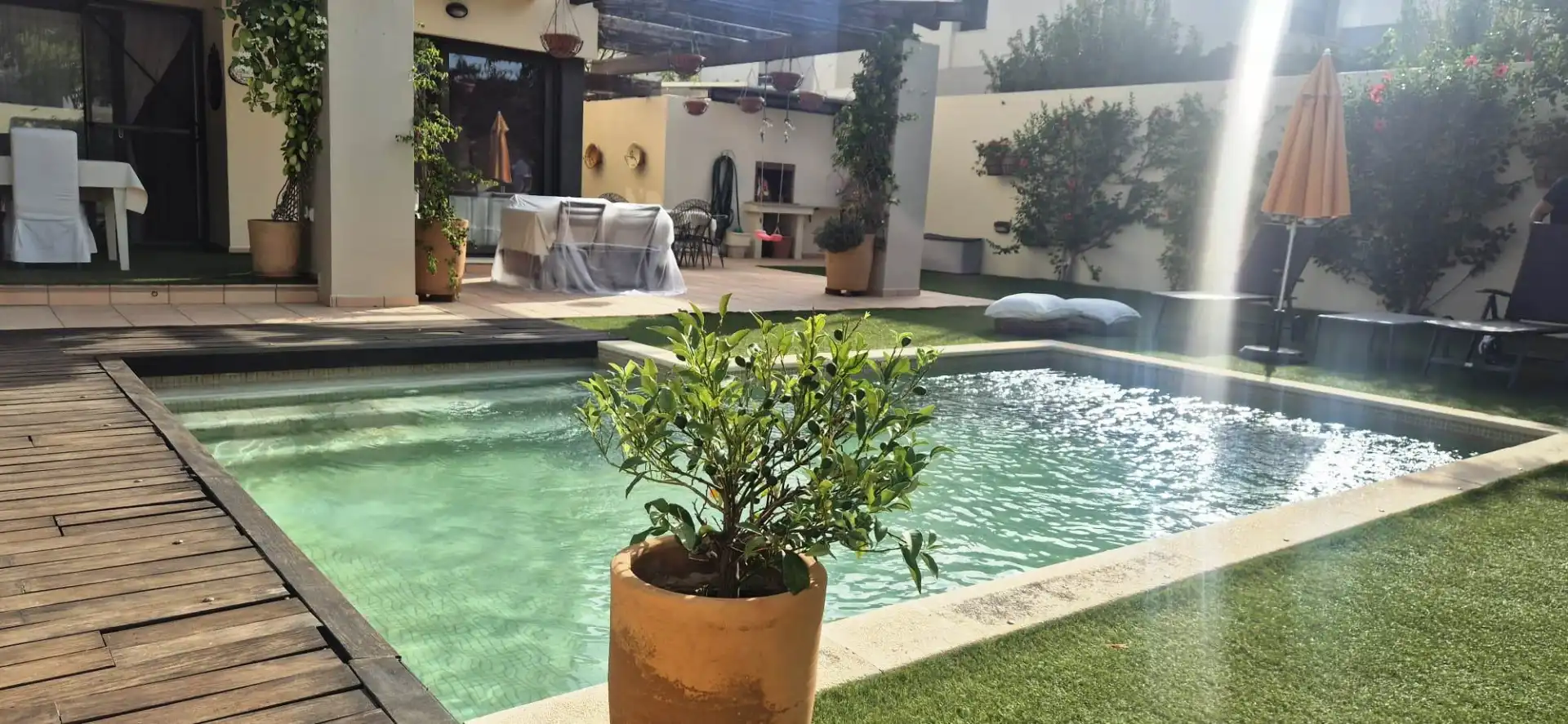 Piscina de Casa adosada en venta en Puerto Real con Aire acondicionado, Jardín privado y Parquet