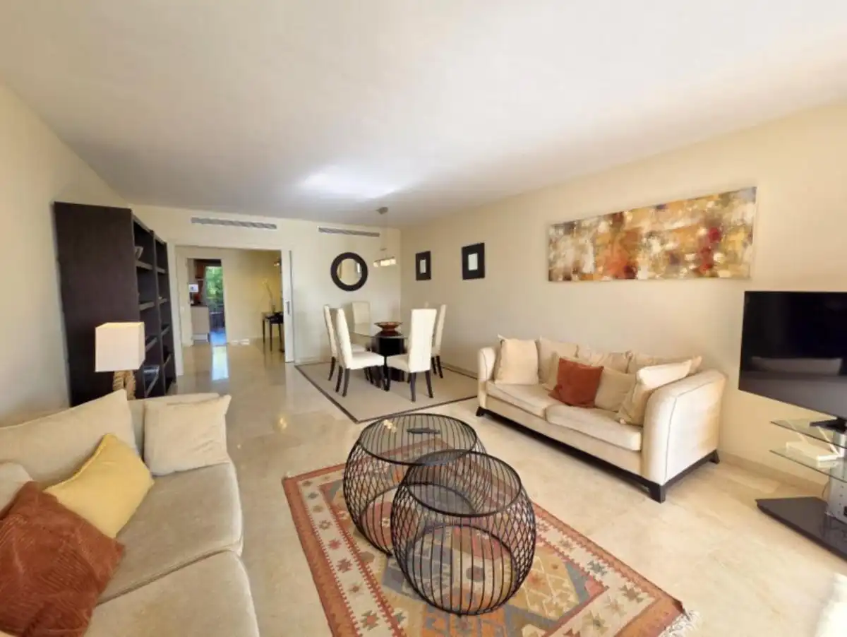 Appartement compact avec piscine à vendre à La Duquesa, imagen 4