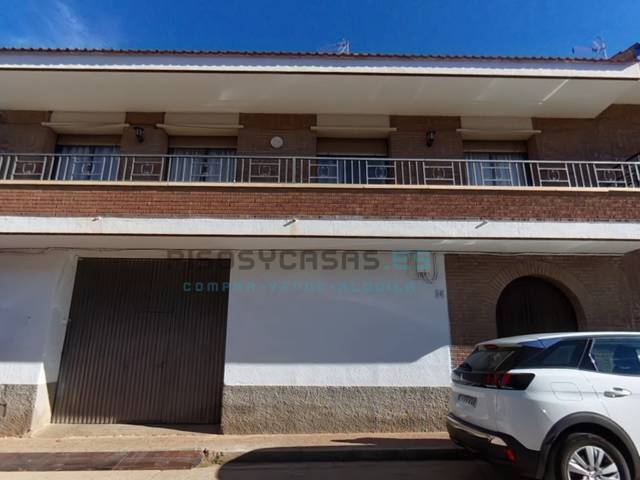 Casa-chalet en Venta en Calle Democracia, 4 en Miedes de Aragón