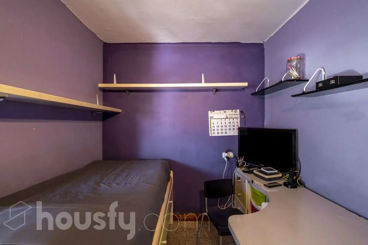 Schlafzimmer von Dachboden zum Verkauf in Barcelona mit Klimaanlage, Heizung und Terrasse
