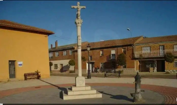 Vista exterior de Local en venda en El Burgo Ranero 