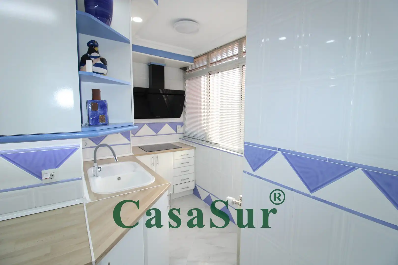Cuina de Pis en venda en Valladolid amb Calefacció, Parquet i Terrassa
