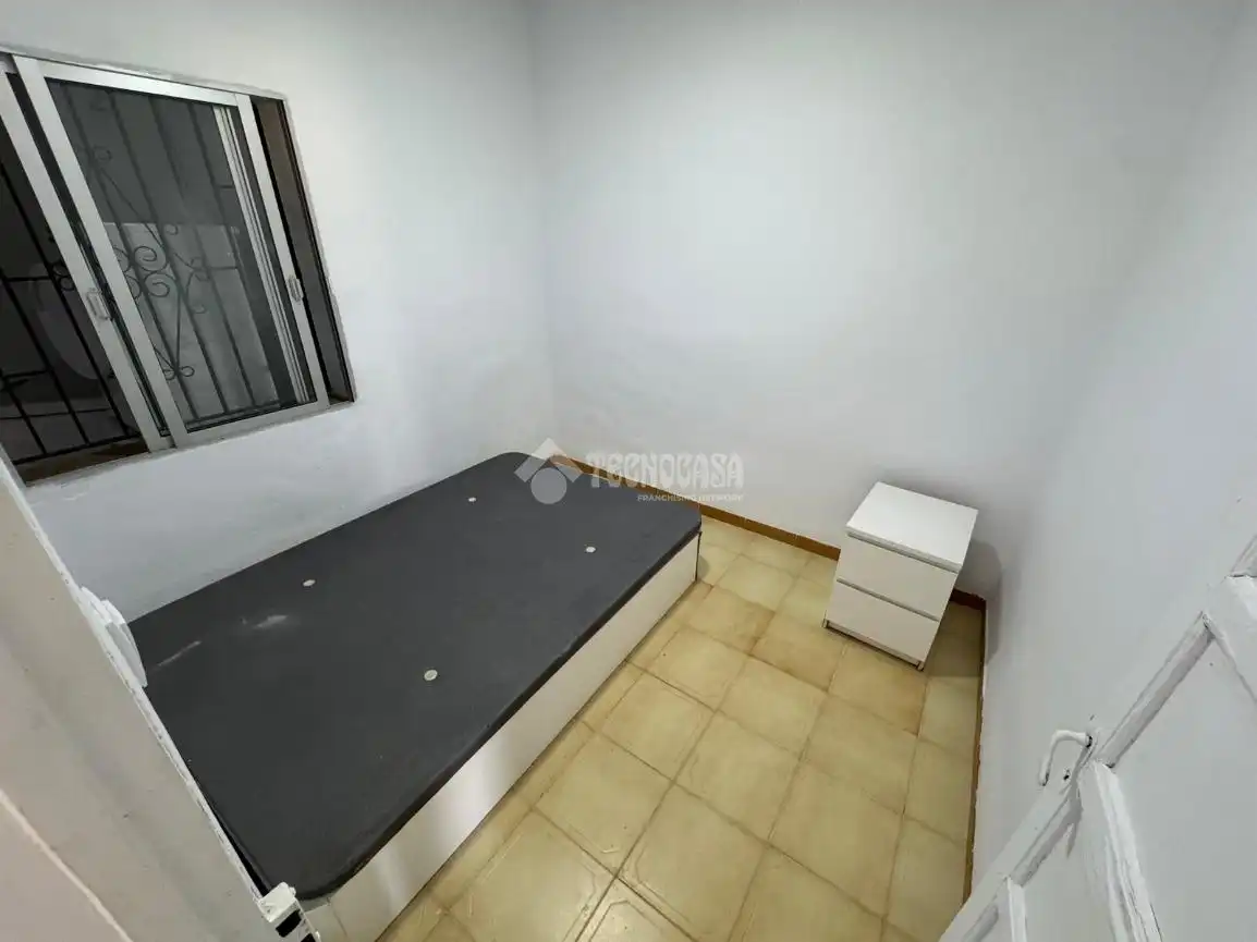 Dormitori de Casa adosada en venda en Écija