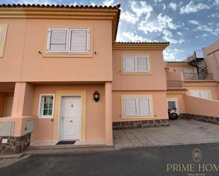 Exterior view of House or chalet to rent in San Bartolomé de Tirajana  with Air Conditioner, Terrace and Balcony