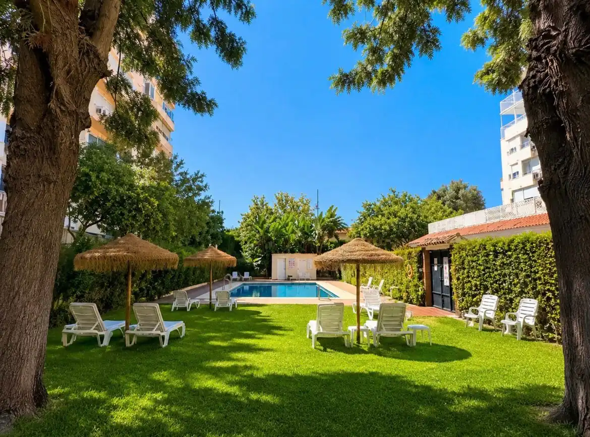Appartement avec piscine à vendre à Puerto Deportivo, imagen 3