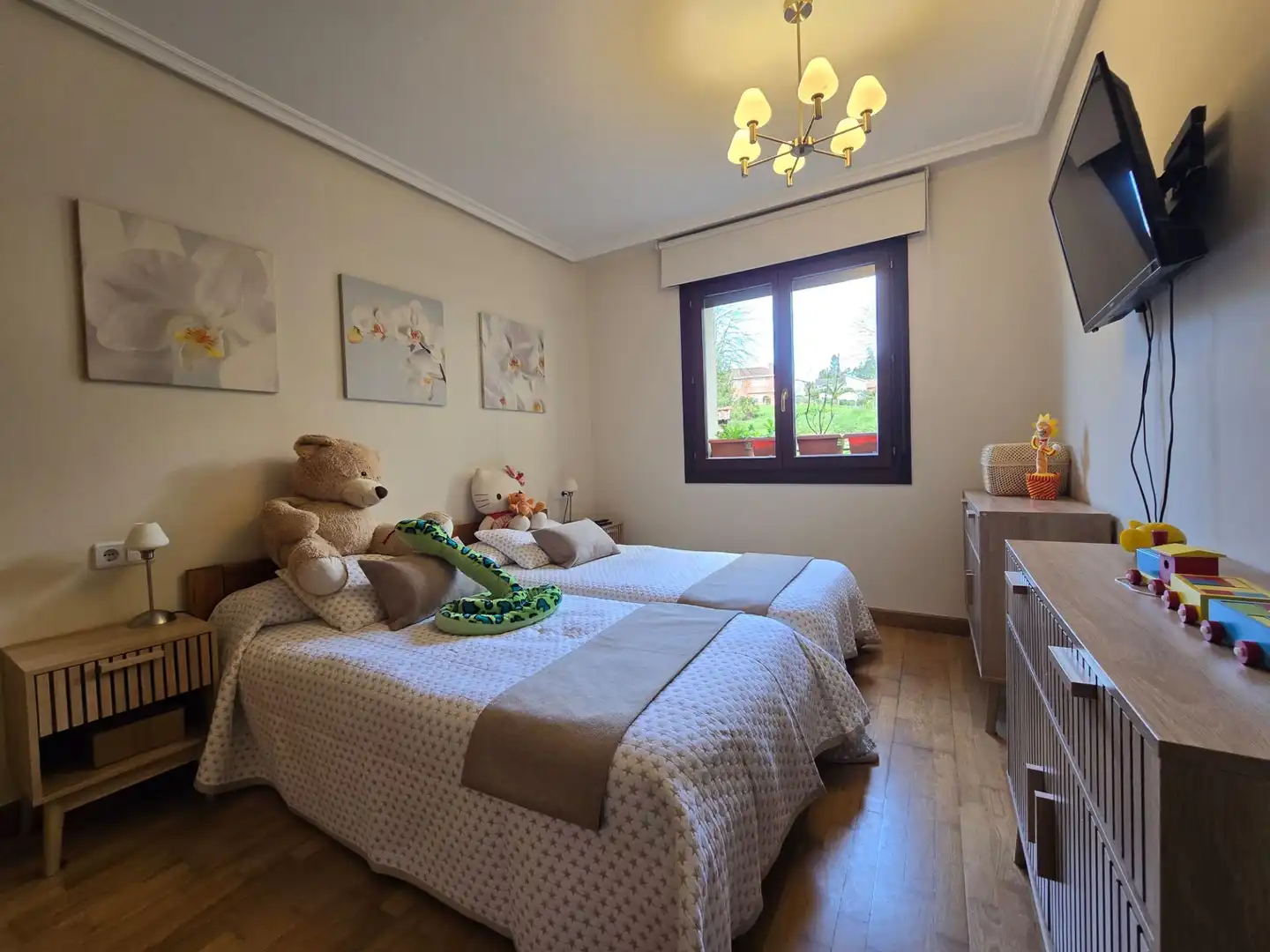 Habitación de Piso en venta en Llanes con Calefacción, Terraza y Trastero