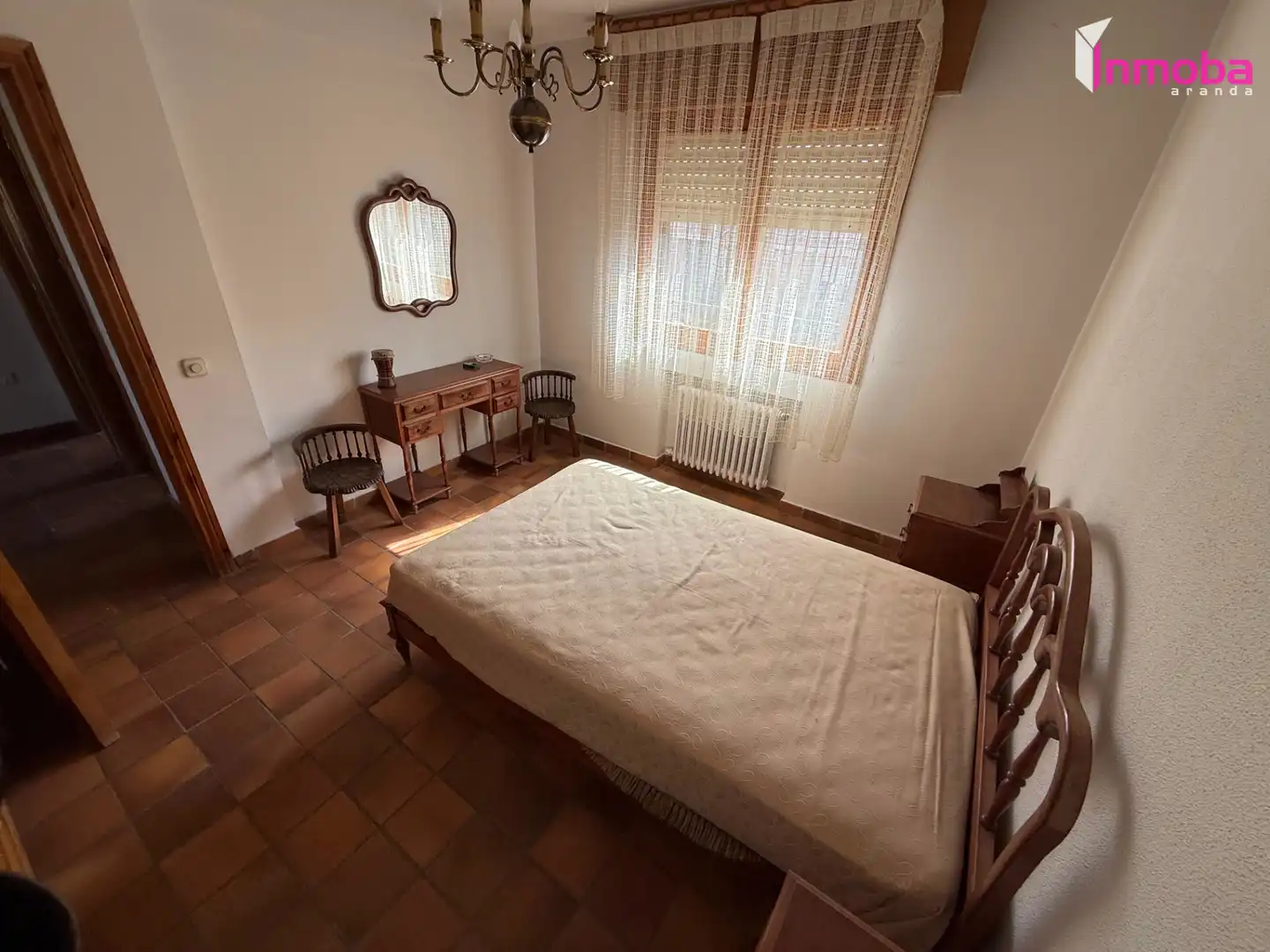 Dormitori de Casa o xalet en venda en Fuentespina amb Calefacció, Jardí privat i Terrassa