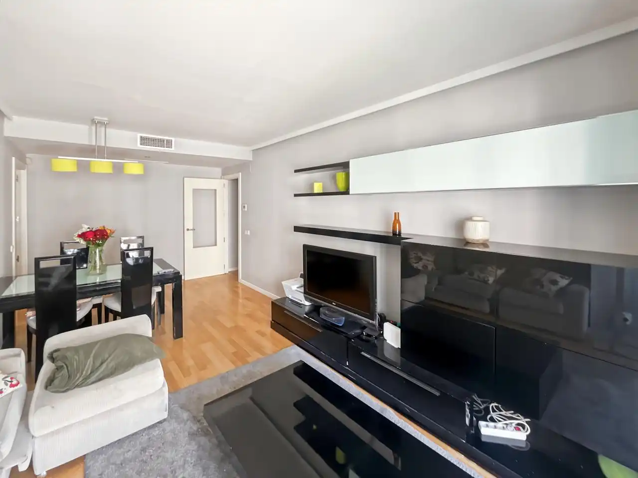 Wohnzimmer von Wohnung zum Verkauf in Madrid mit Klimaanlage, Heizung und Abstellraum