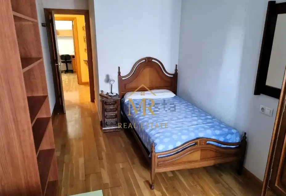 Habitación de Piso de alquiler en Salamanca con Calefacción, Parquet y Amueblado