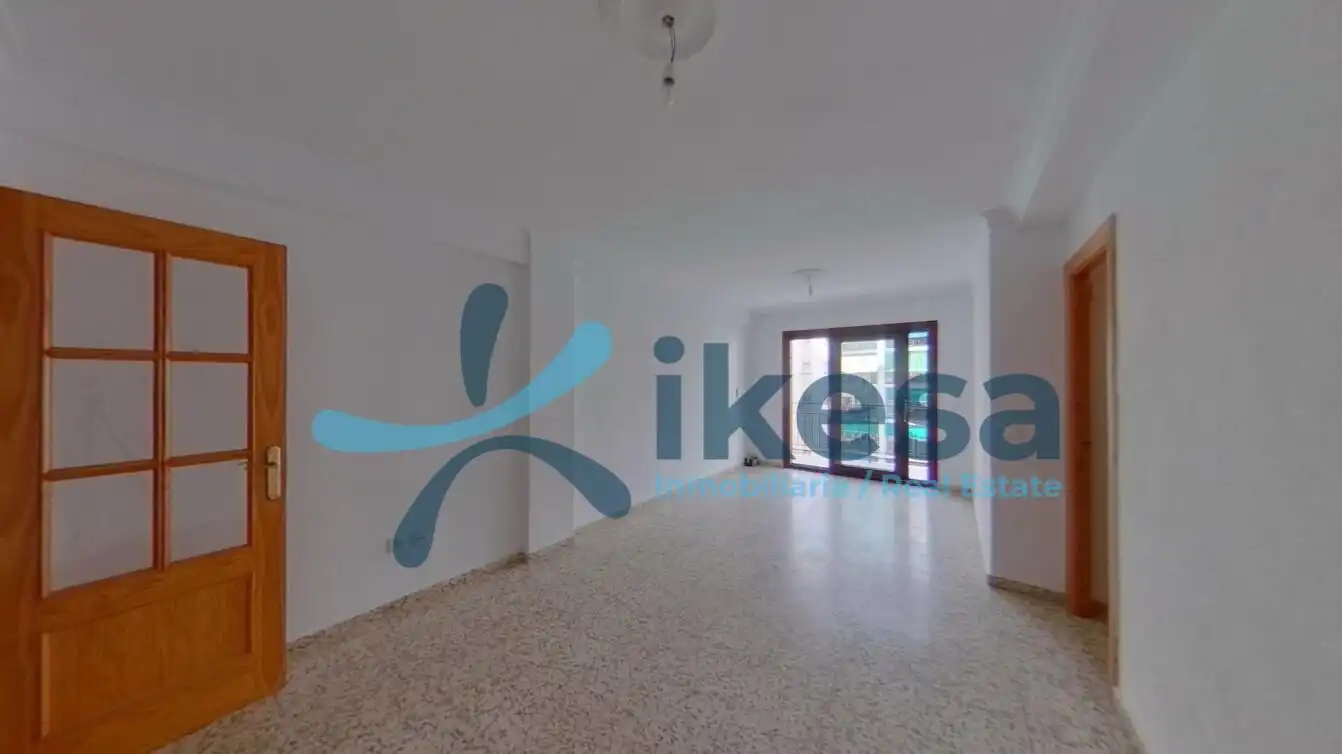 Piso con ascensor en venta en Estepona Pueblo, imagen 7