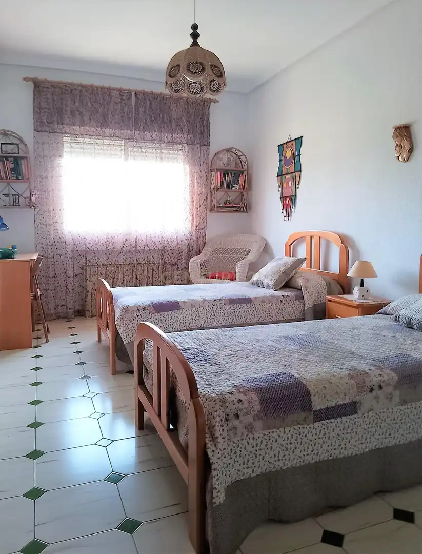 Dormitori de Casa o xalet en venda en Coria amb Piscina