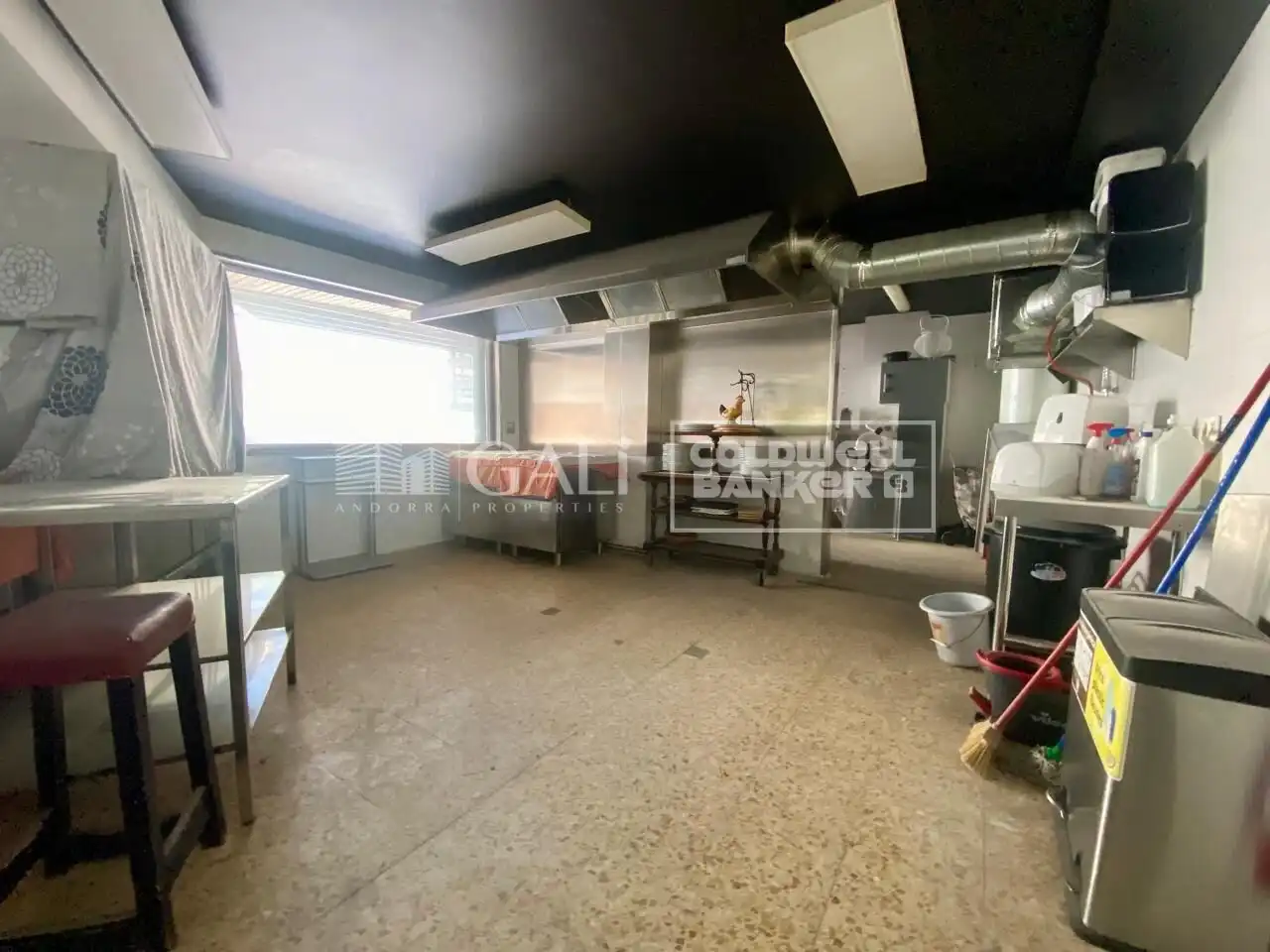 Local comercial en venda a Pas de la Casa, imagen 16