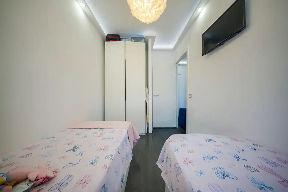 Habitación de Piso en venta en Madrid con Aire acondicionado y Calefacción