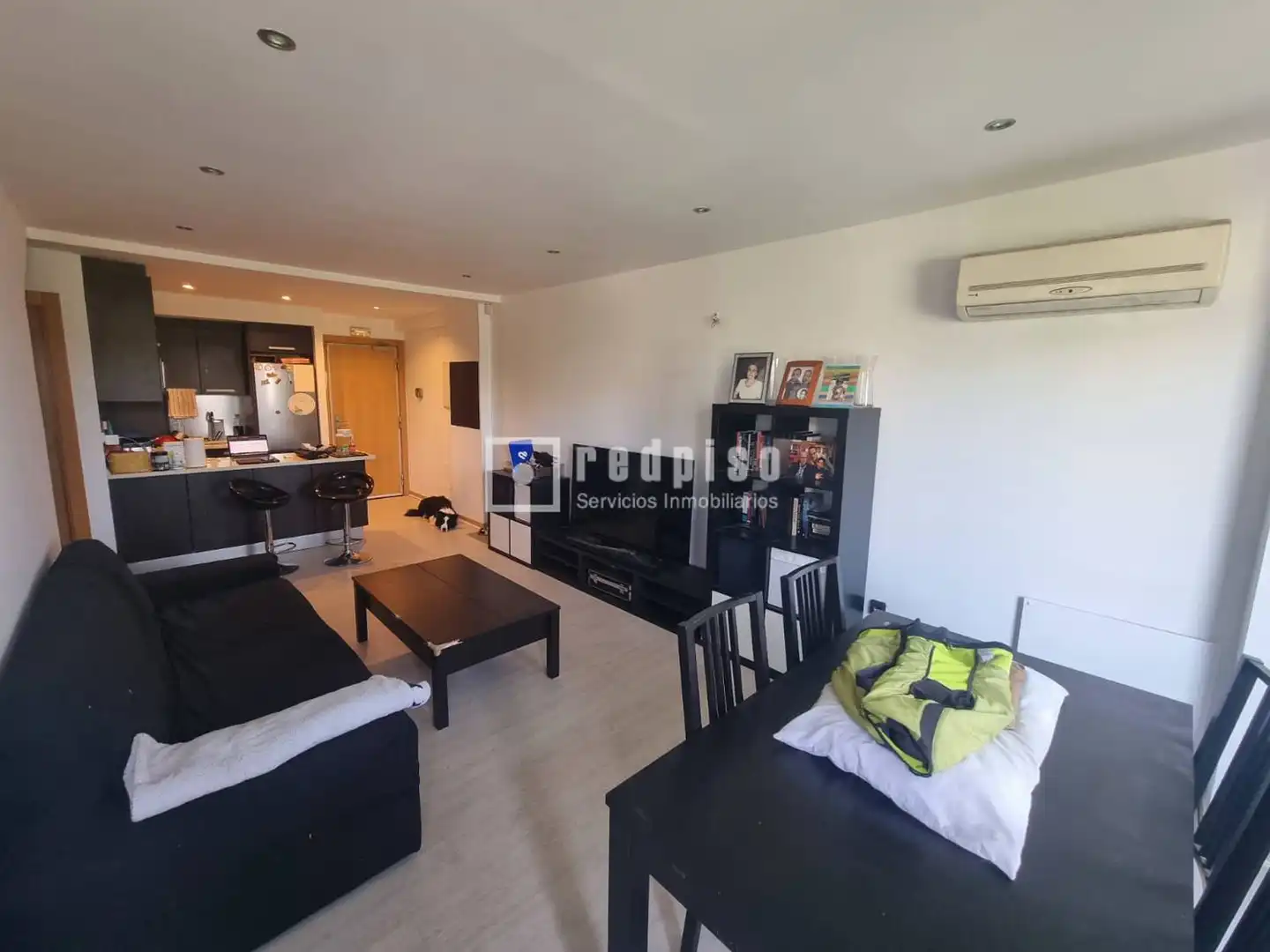 Living room of Duplexes for sale in  Madrid Capital  with Air Conditioner, Heating and Private garden
