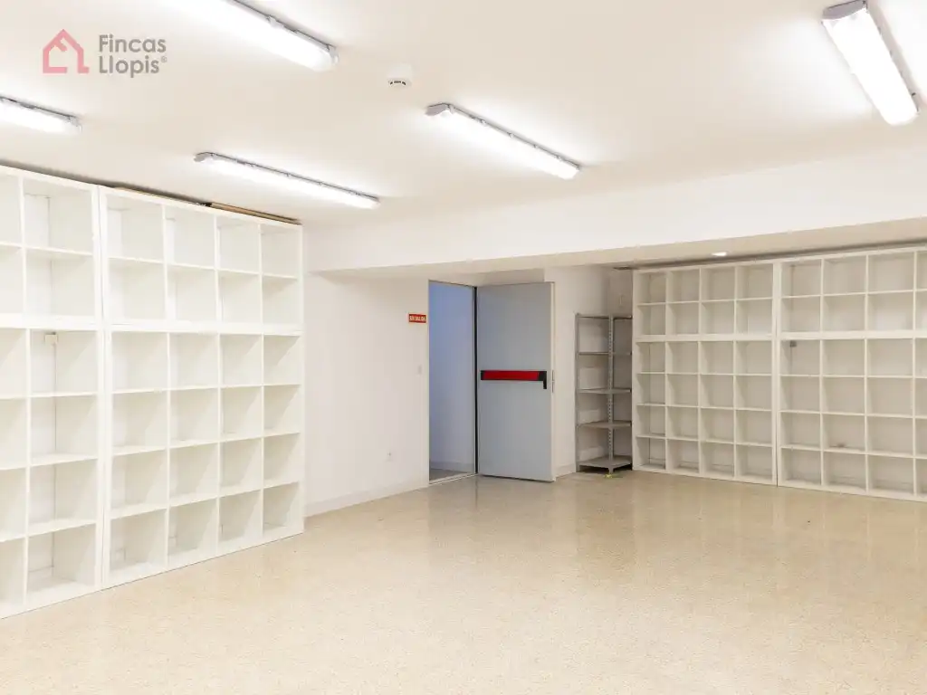 Business premises for sale in Calle Alts Forns 68, imagen 17