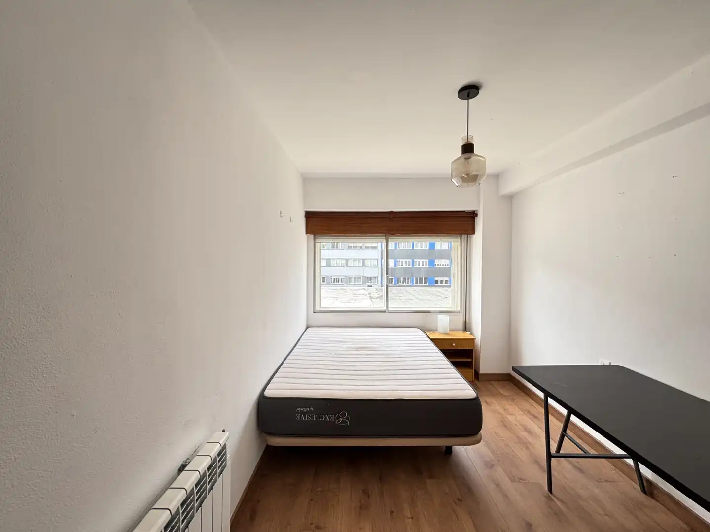 Habitación de Piso en venta en Santiago de Compostela  con Calefacción, Trastero y Amueblado