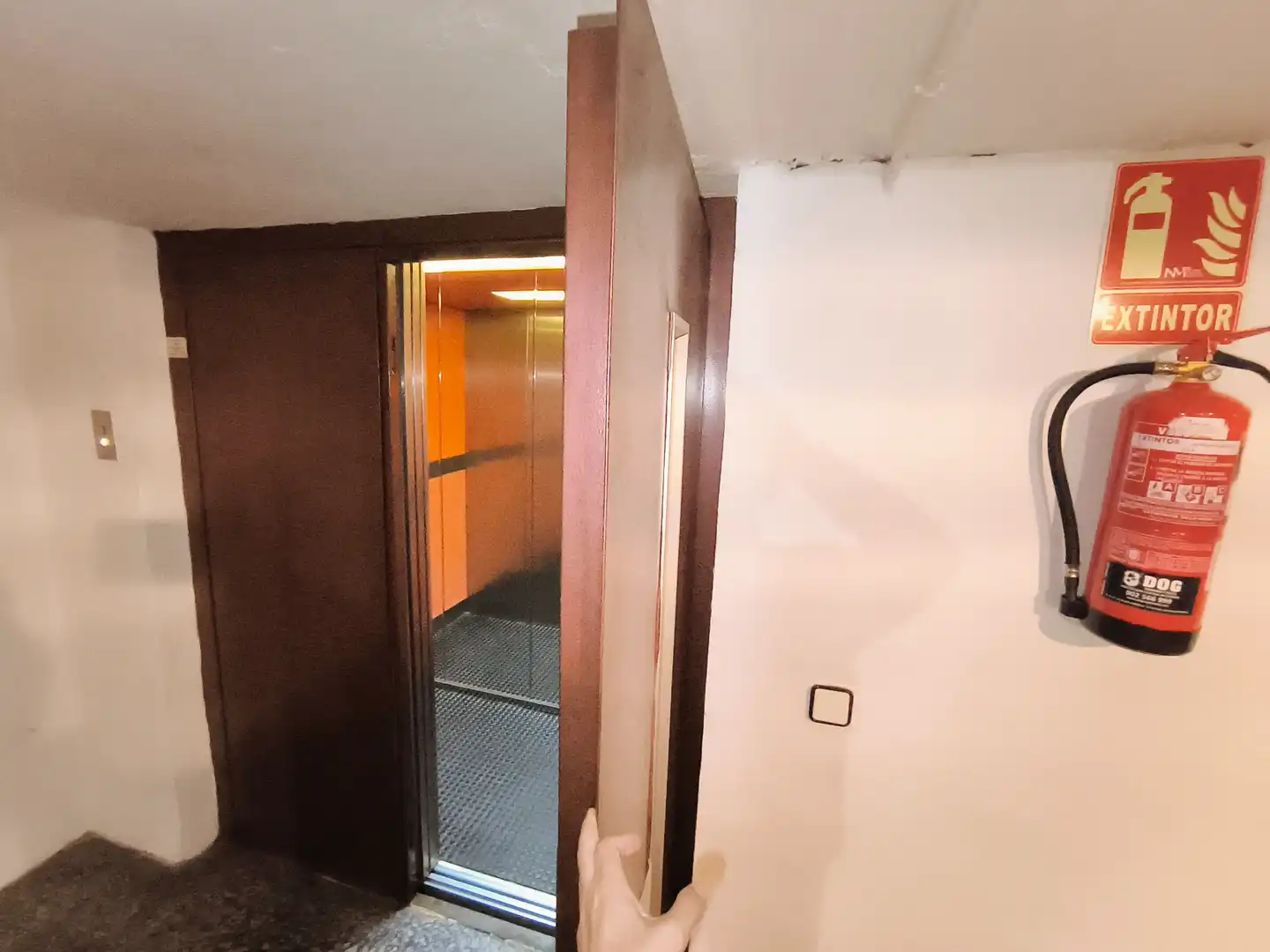 Wohnung zum Verkauf in Palencia mit Klimaanlage, Heizung und Parkett