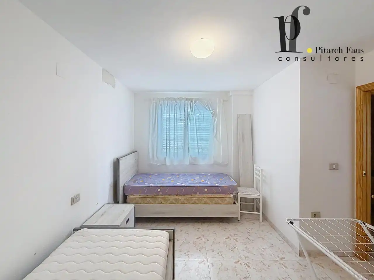 Habitación de Planta baja en venta en Moncofa con Aire acondicionado y Terraza