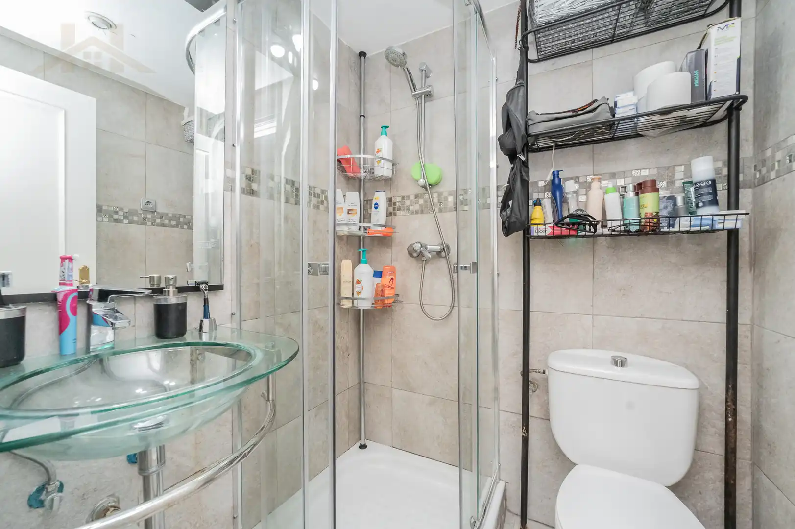 Baño de Piso en venta en Móstoles con Aire acondicionado, Calefacción y Lavadora