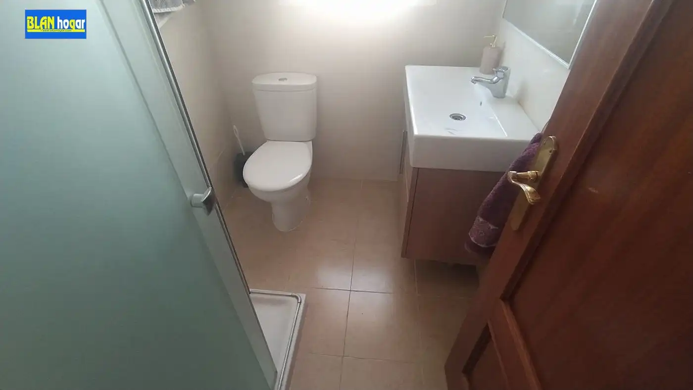 Casa amb piscina en venda a Calle Escritor González Valls, imagen 11