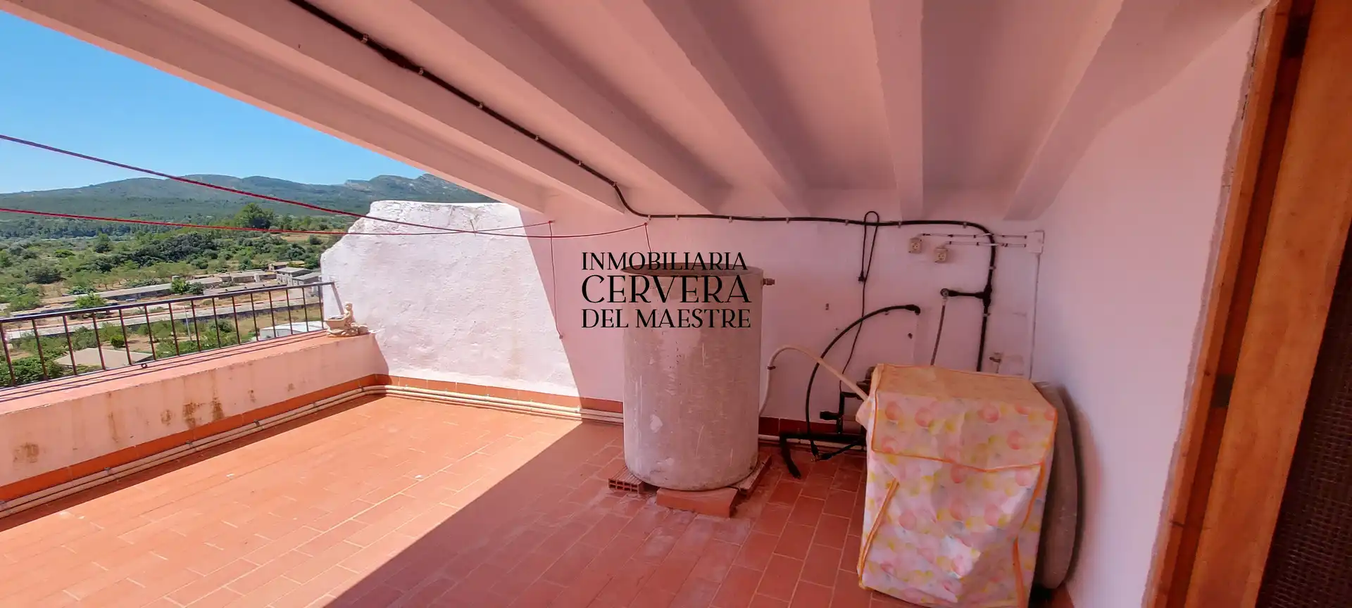 Vista exterior de Casa adosada en venta en Xert con Terraza