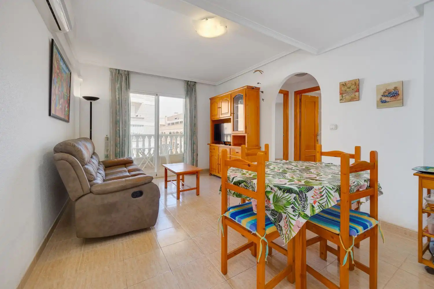 Sala de estar de Piso en venta en Torrevieja con Terraza y Amueblado