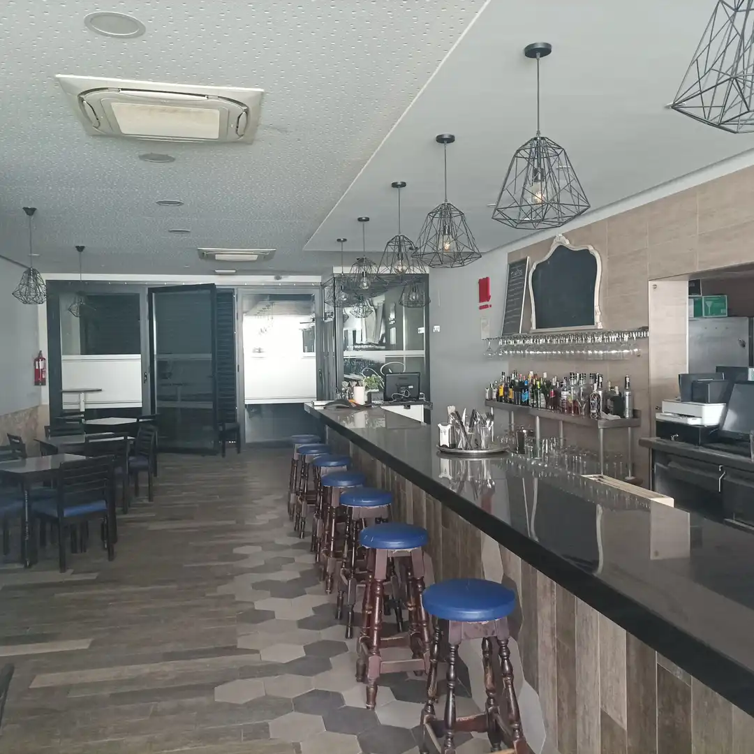 Local comercial en venda a Quintanar de la Orden
