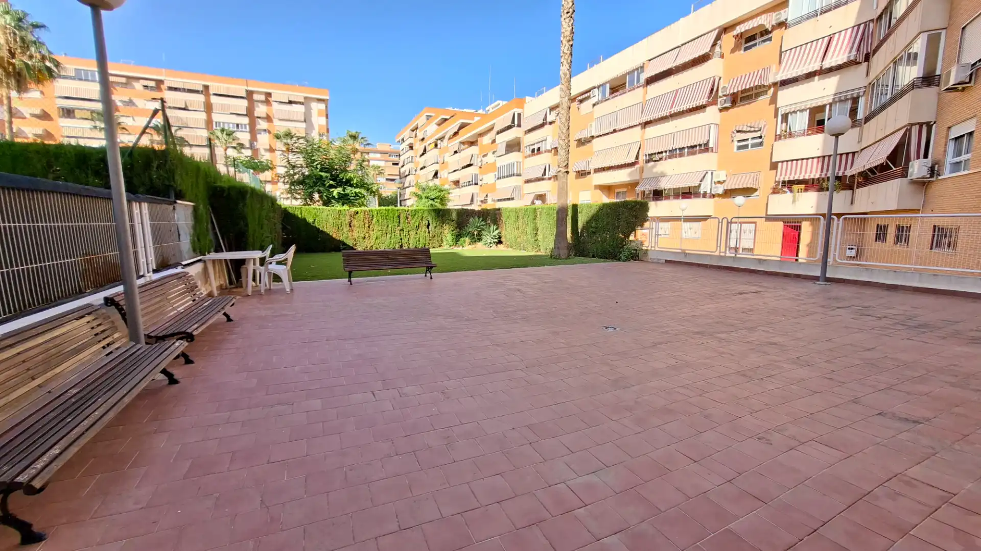 Vista exterior de Piso en venta en San Vicente del Raspeig / Sant Vicent del Raspeig con Aire acondicionado, Terraza y Trastero