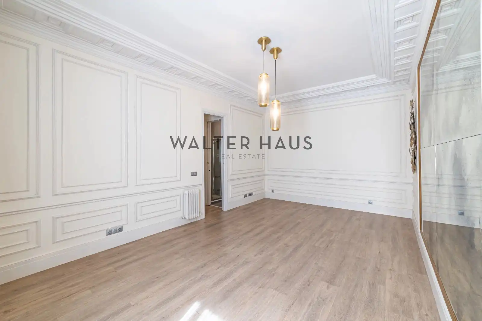 Flat for sale in Madrid  with Air Conditioner, Heating and Oven