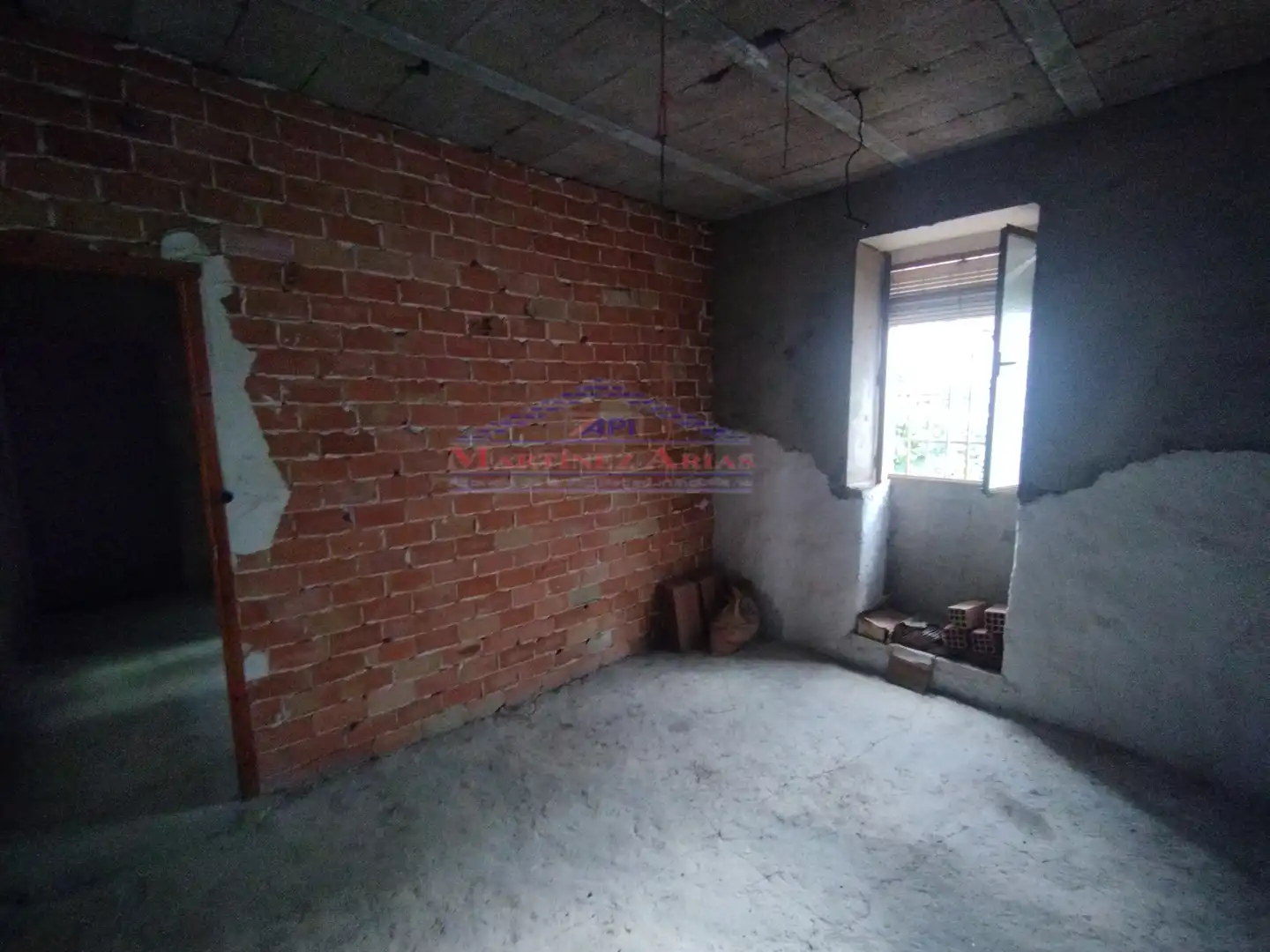 Casa adosada en venta en Navas de San Juan con Terraza, Trastero y Balcón