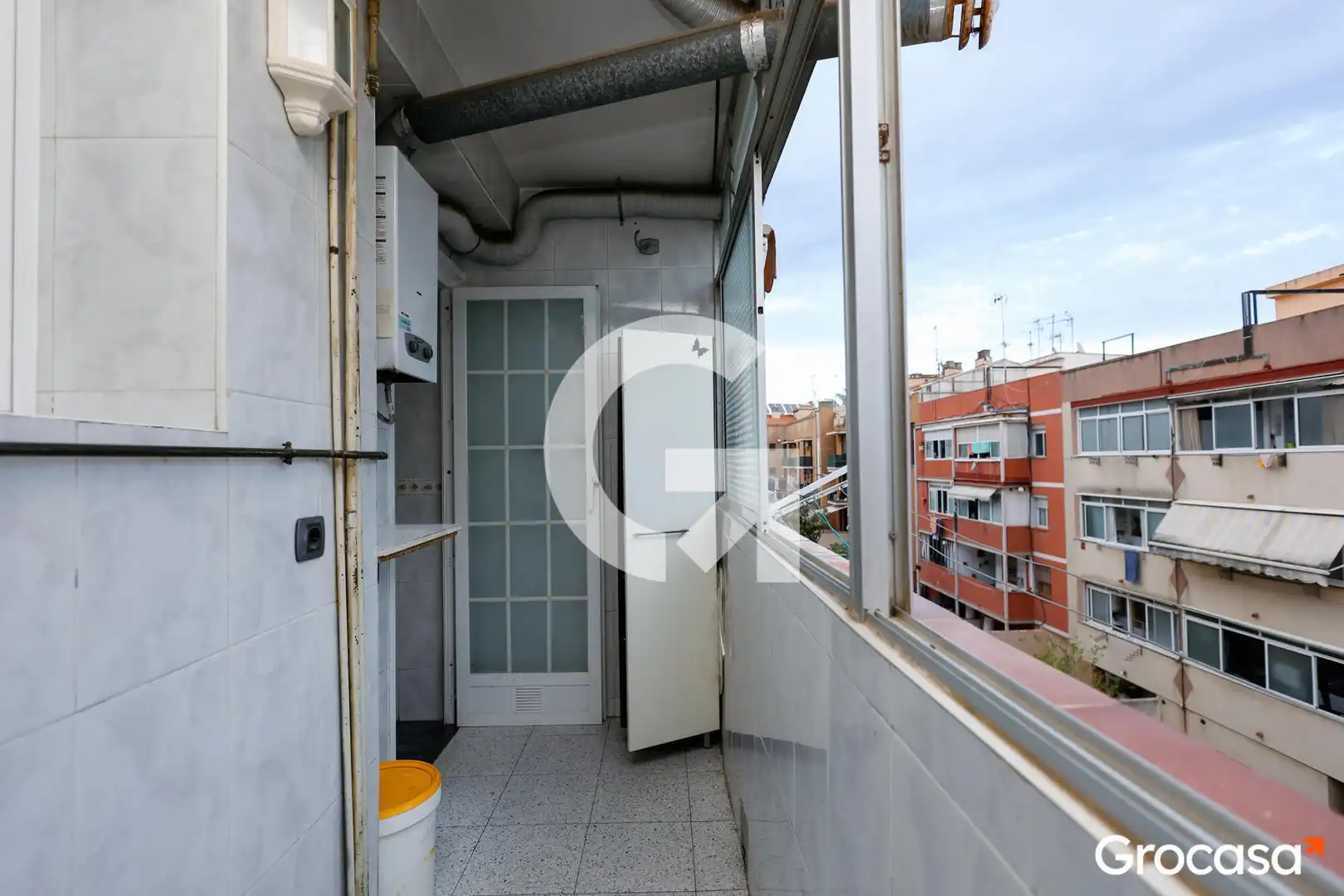 Terrassa de Pis en venda en Sant Boi de Llobregat amb Aire condicionat, Jardí privat i Forn