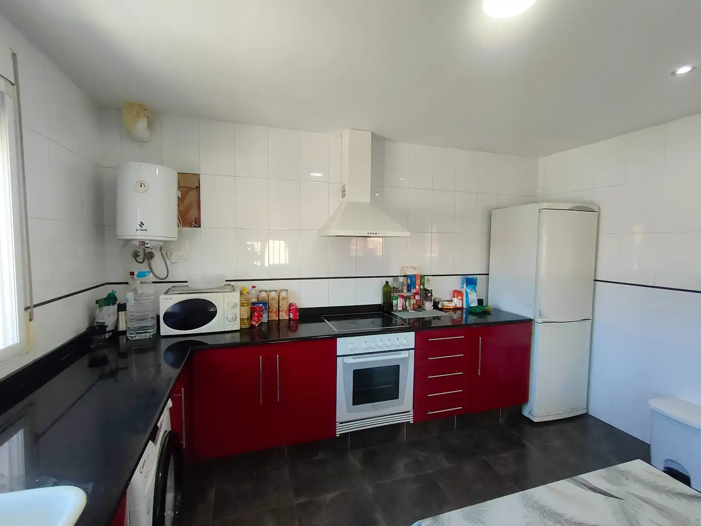 Cocina de Casa o chalet en venta en Torrent con Jardín privado y Terraza