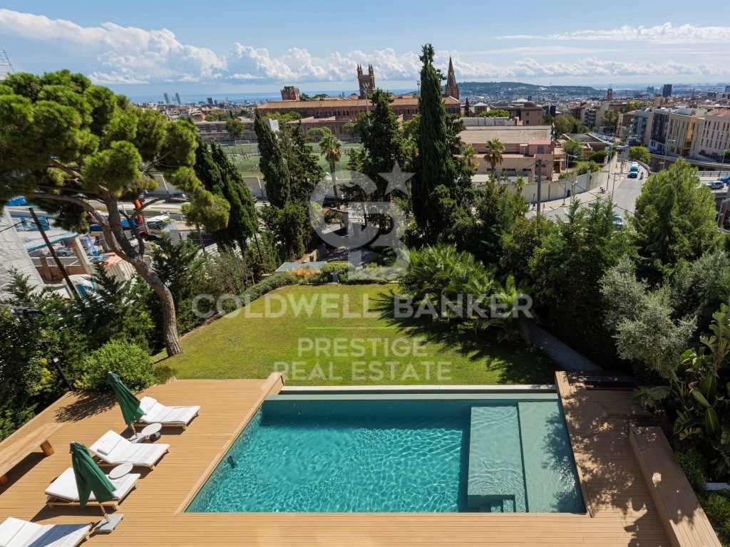 Swimming pool of House or chalet for sale in  Barcelona Capital  with Furnished