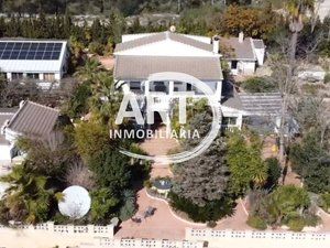 Vista exterior de Casa o xalet en venda en Benigánim amb Aire condicionat, Jardí privat i Terrassa