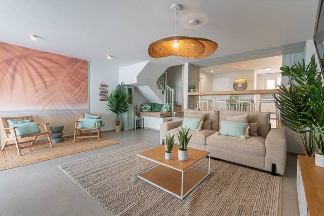 Casa adosada en Alquiler en Marina de Casares