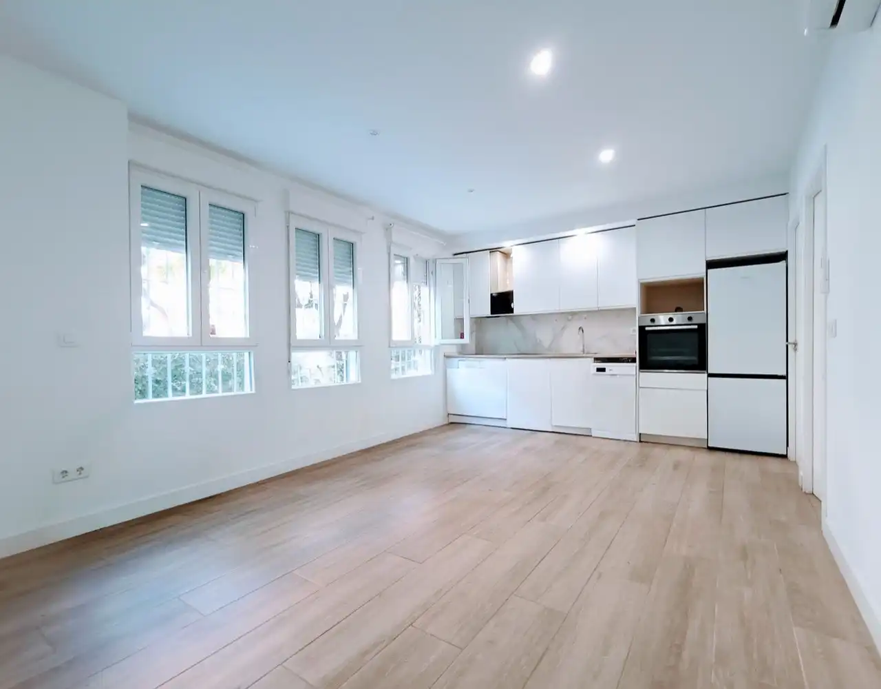 Cocina de Piso de alquiler en Madrid con Aire acondicionado