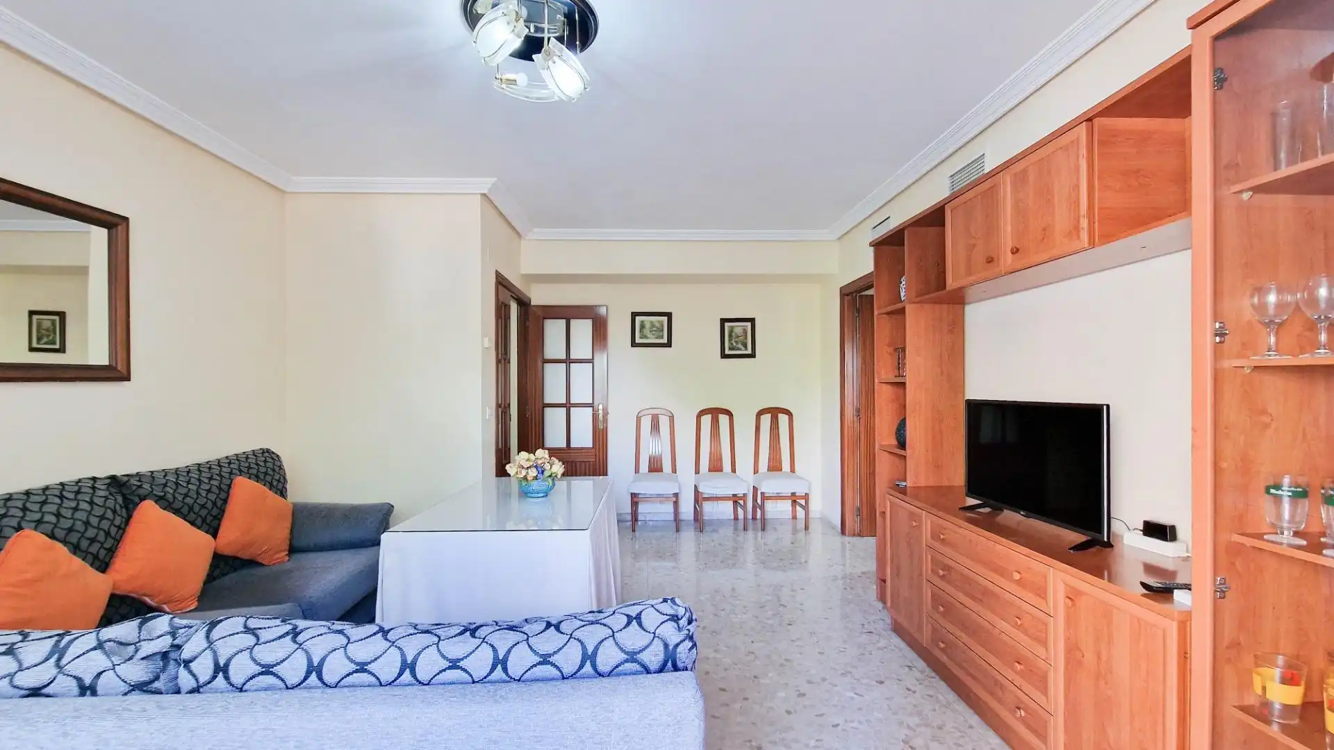 Sala de estar de Apartamento de alquiler en Badajoz Capital con Aire acondicionado, Amueblado y Balcón