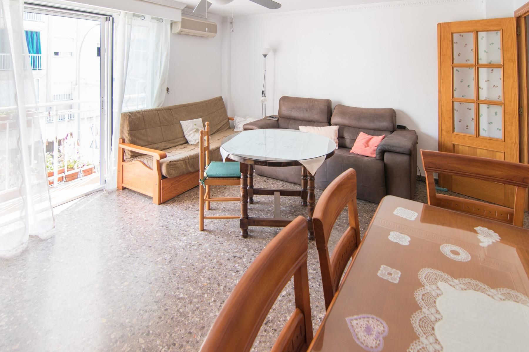 Sala d'estar de Apartament en venda en Gandia amb Traster i Balcó