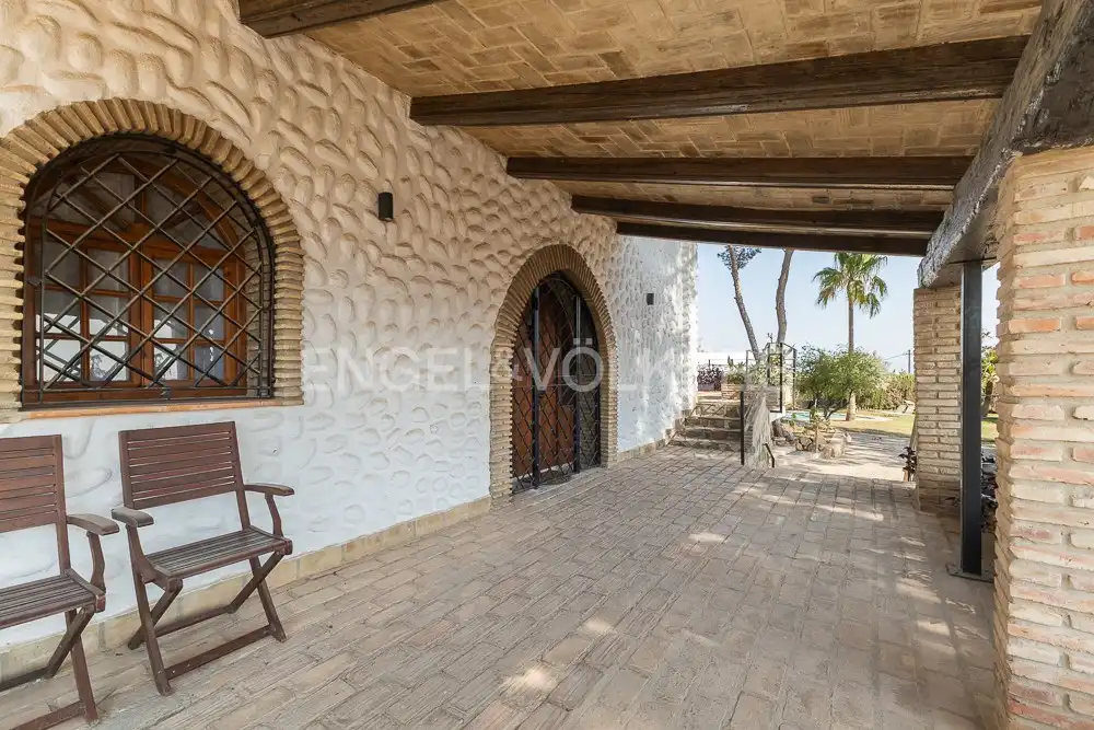 Casa o chalet de alquiler en Manises con Aire acondicionado, Calefacción y Jardín privado