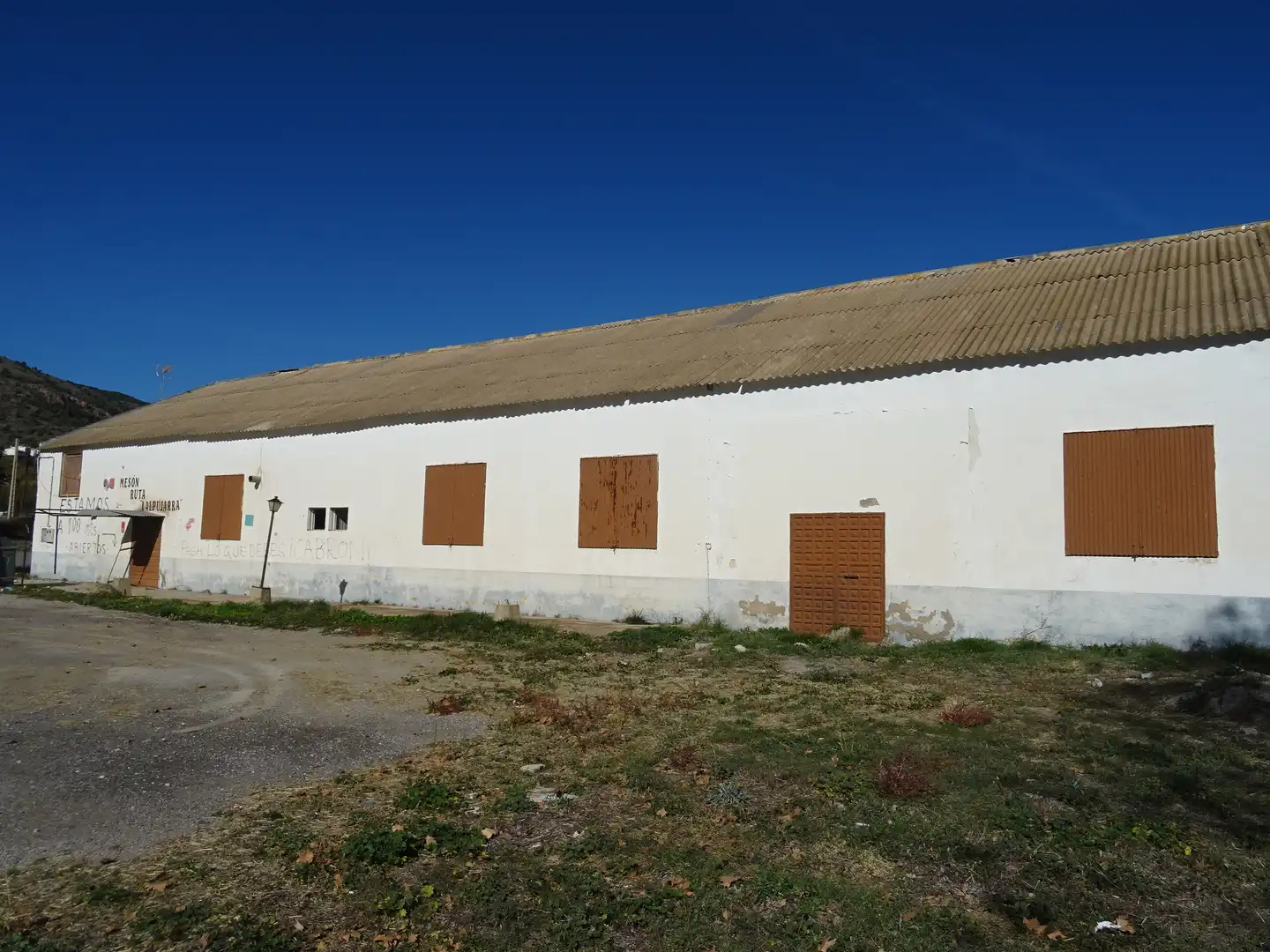 Vista exterior de Nave industrial en venta en Laujar de Andarax