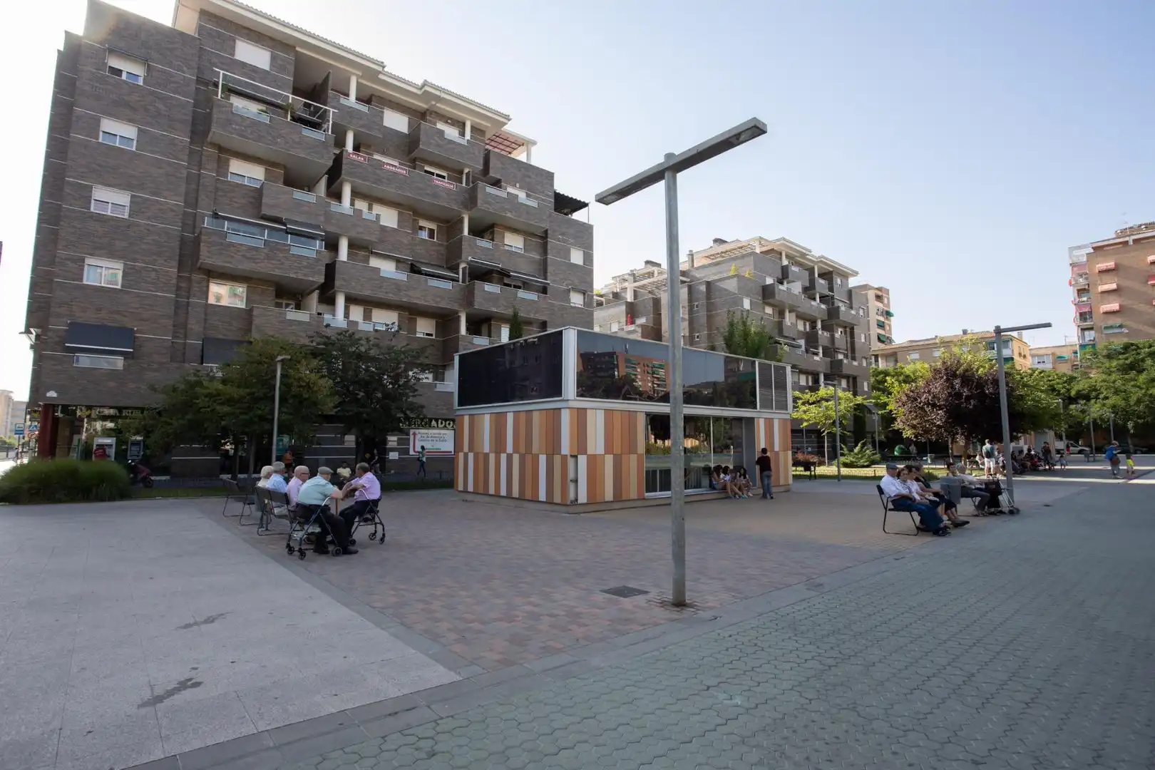 Vista exterior de Piso en venta en Granada con Terraza, Amueblado y Balcón