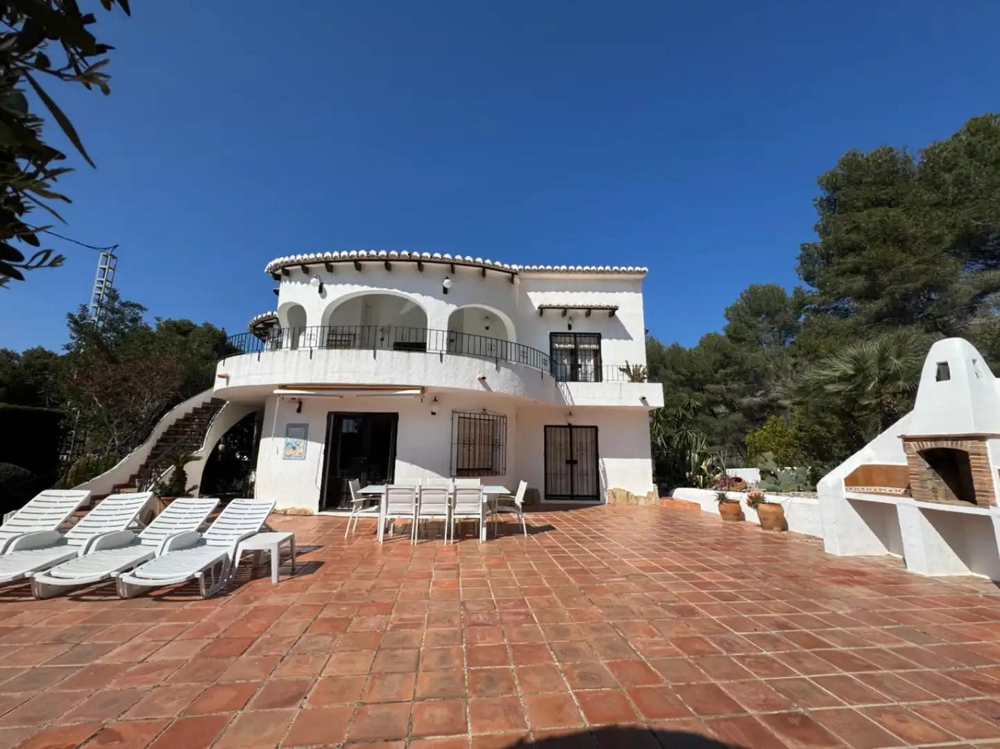 Vista exterior de Casa o chalet en venta en Moraira con Aire acondicionado, Calefacción y Jardín privado